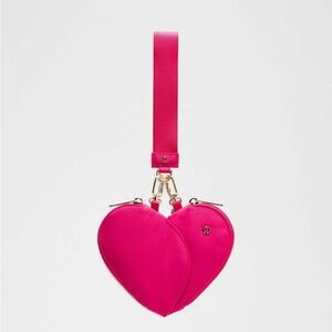 Dual Pouch Wristlet Heart - Passionate Gold
